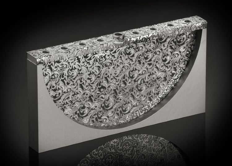 Modern-Menorah-Royal-Jacquard
